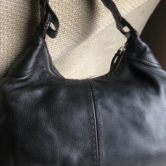 Timeless Beautiful Cole Haan Bag ❤️ - Picture 2 of 5